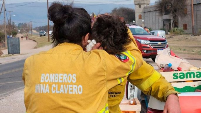 Bombero cordobés se enteró de una tragedia familiar, pero no abandonó su tarea