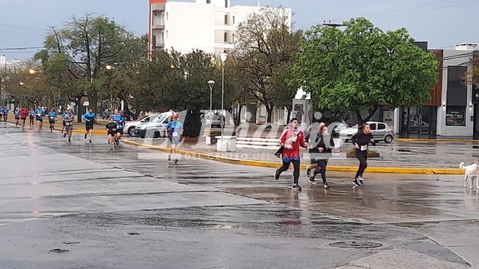 Maratón UTN: finalmente, la lluvia no frenó a los runners
