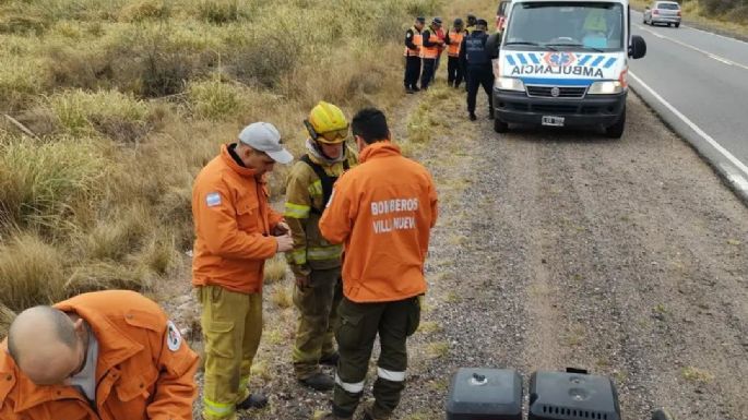 Bomberos de Villa Nueva colaboraron en un despiste de automóvil