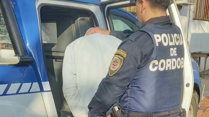 Amenazó y agredió a su hermano en la casa de la madre