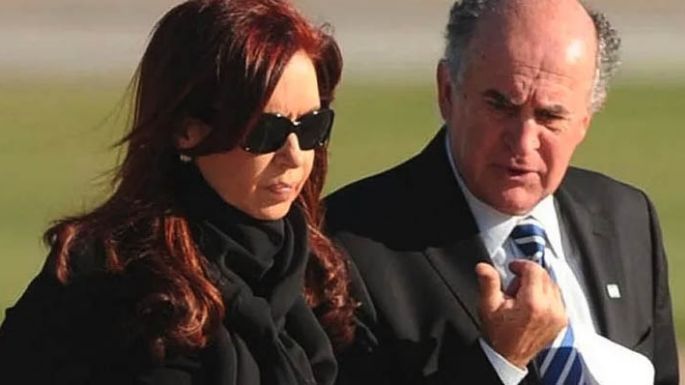 "Cristina está impactada y conmocionada", dijo Parrilli