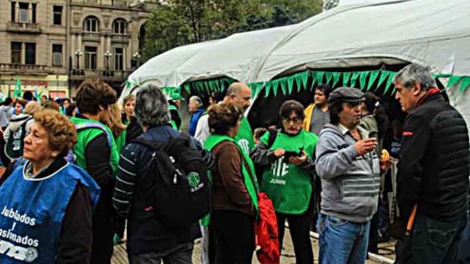 Jubilados se concentrarán en el centro