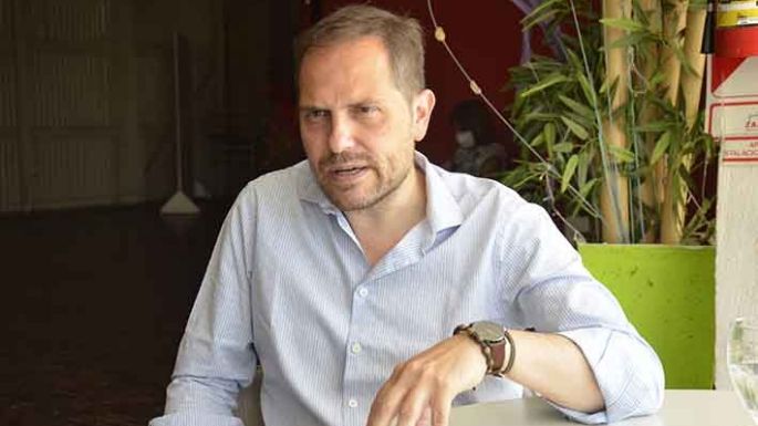 Gill, con autoridades de Ministerio nacional