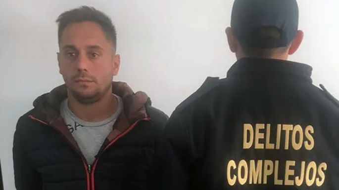 El director de "La Razón de Vivir" se negó a declarar y Teto Medina espera ser indagado
