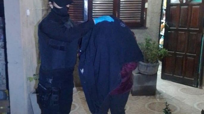 Utilizaba una despensa como pantalla para vender drogas