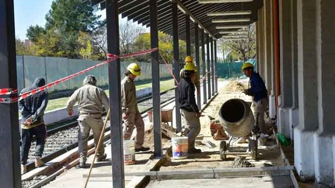 El cumple la encuentra con muchas obras