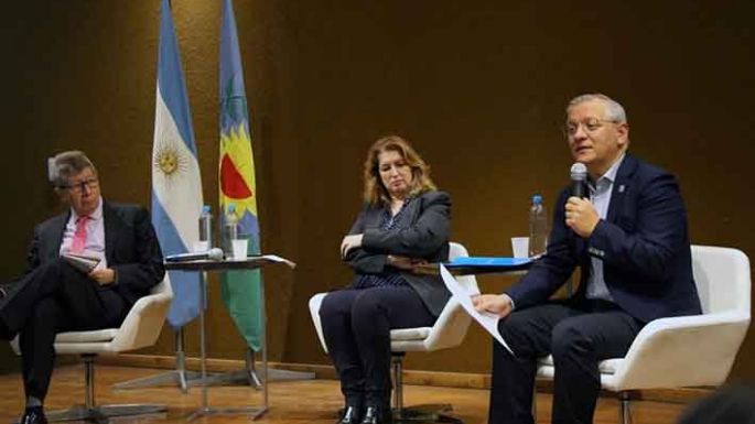 Negretti en el “Encuentro  de Internacionalización”