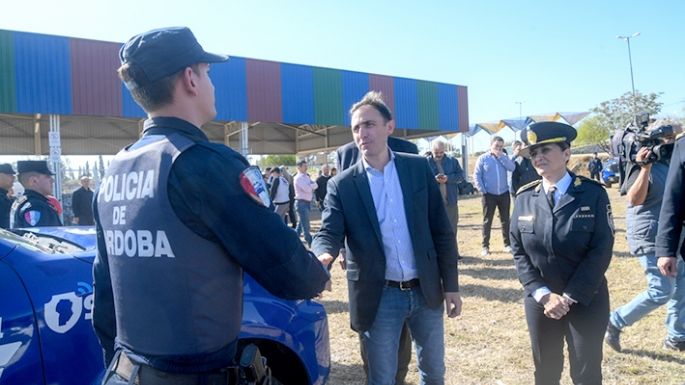 Nueva entrega de móviles para la Policía de Córdoba
