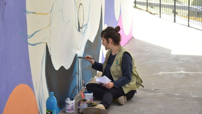 Comenzaron a pintar el mural en el subnivel