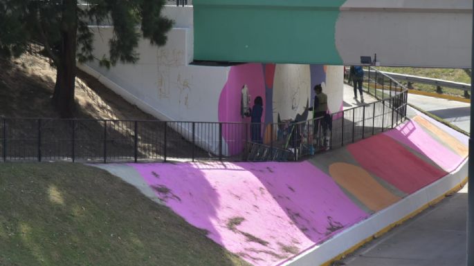 Comenzaron a pintar el mural en el subnivel