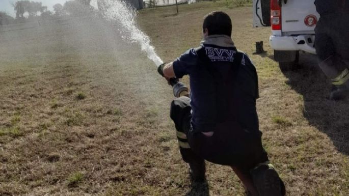 Nuevo incendio en ruta 2 y autopista