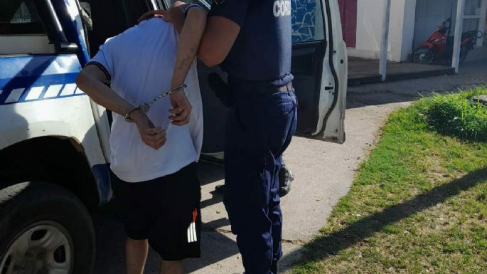 Tres detenidos, dos por delitos contra la propiedad y el restante por violencia familiar