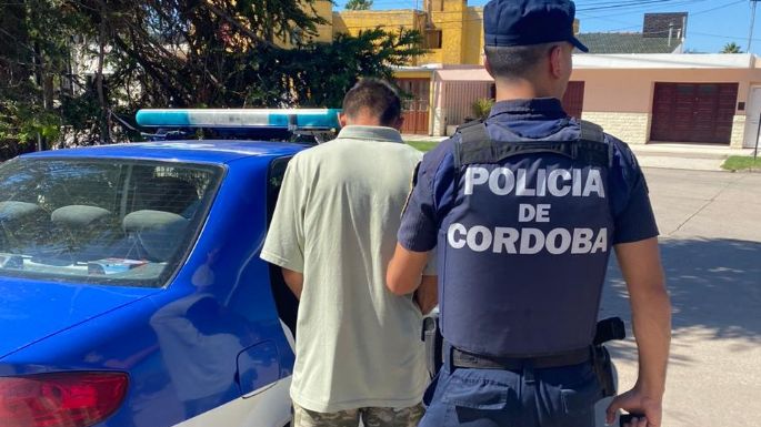 Un sujeto detenido tras robar varias alhajas de un comercio