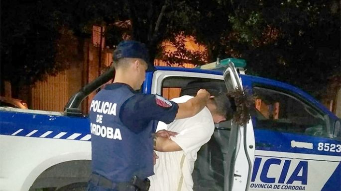 Agredió a su exnovia en un hotel alojamiento