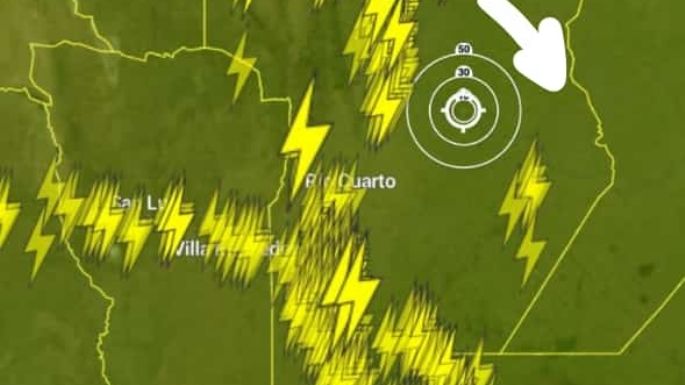 Anuncian posibles lluvias cerca de la medianoche
