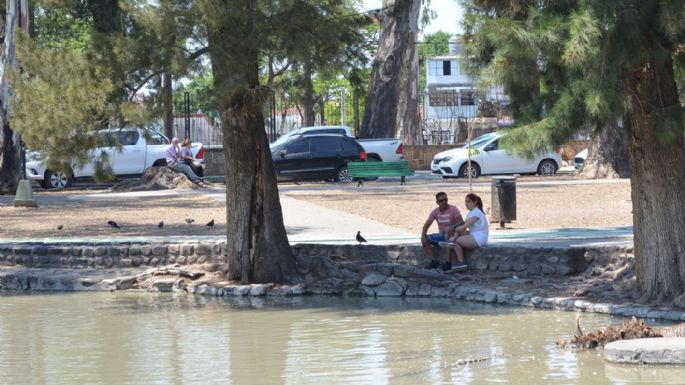 La mitad del país en alerta y en algunas ciudades la temperatura alcanzó los 42 grados