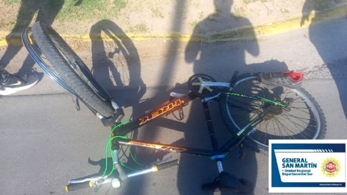 Dos motociclistas y un ciclista con heridas de gravedad