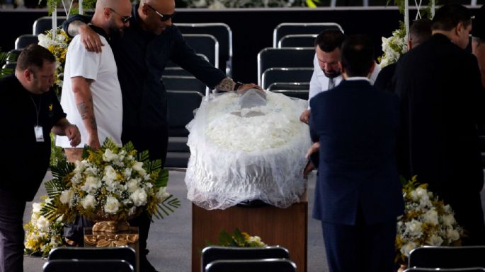 Comenzó el velatorio de Pelé por un día