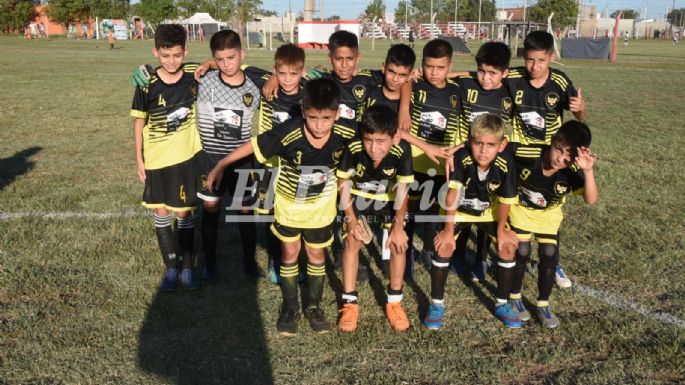 El Mundialito continúa con total acción en ambas Villas