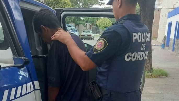 Un vecino retuvo a un ladrón que intentó robar en su vivienda