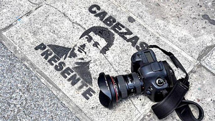 Homenaje en memoria de Cabezas