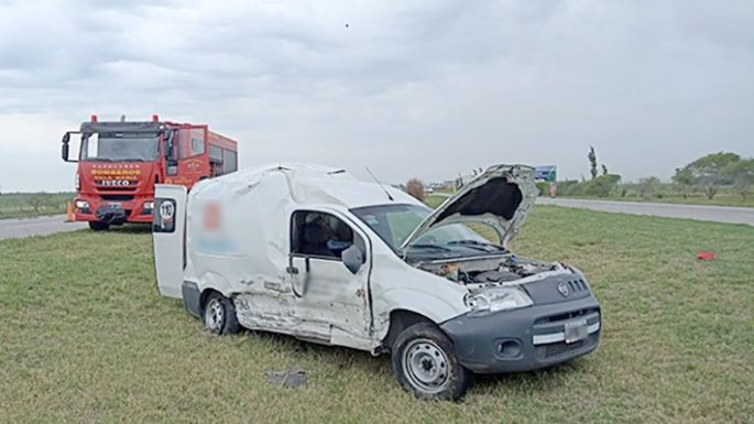 Triple choque en la autopista y un motociclista muerto en Oliva
