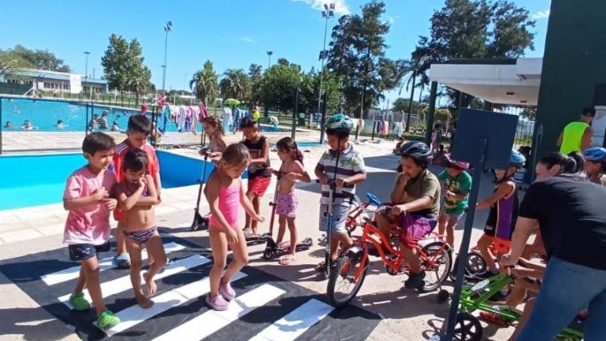 Niños y niñas aprenden educación vial a través de juegos