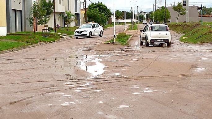 La lluvia agrava la situación de las calles