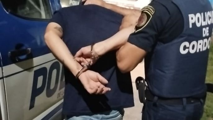 Dos hombres detenidos por hechos de violencia hacia sus parejas