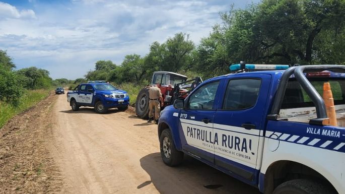 Lograron recuperar un tractor y otros elementos robados en un campo