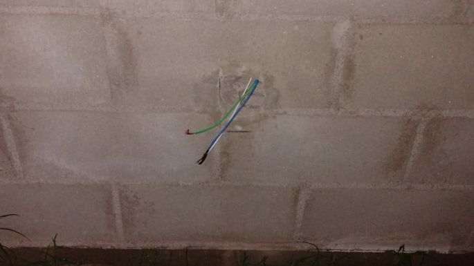 Dos jóvenes detenidos por el robo de dos lámparas de pared