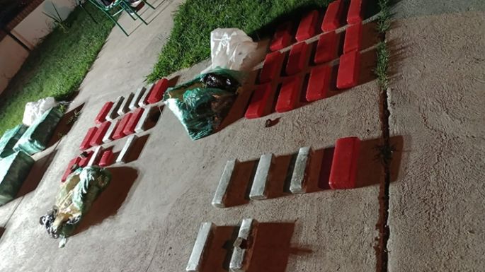 En dos autos traían a Córdoba más de media tonelada de marihuana