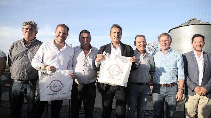 Massa anunció en Villa María un plan nacional de apoyo a la lechería