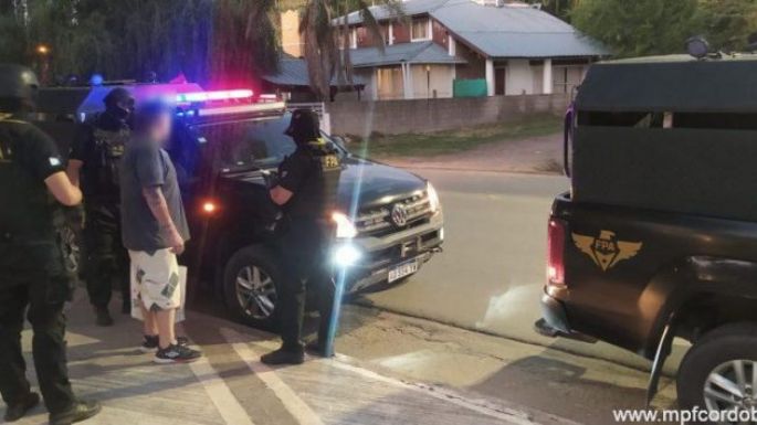 Hallaron más de 1.500 dosis de drogas ocultas entre unos colchones
