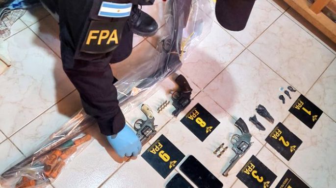 Detuvieron a dos narcomenudistas que vendían cocaína en Tránsito y Arroyito