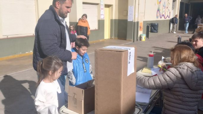 Votaron los candidatos a intendente de la ciudad: sus palabras