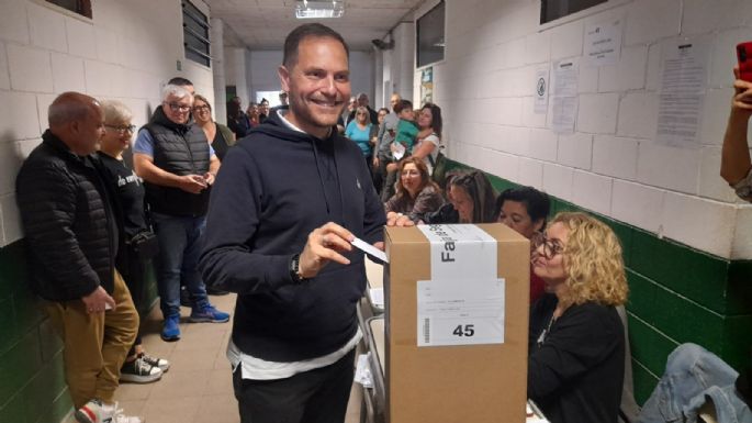 "Es un día especial", dijo Gill antes de votar por última vez como intendente