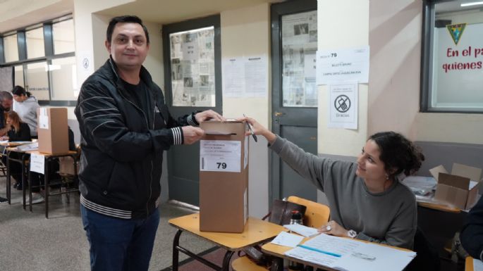 Bovo: "Hay que celebrar la democracia, participar y elegir"