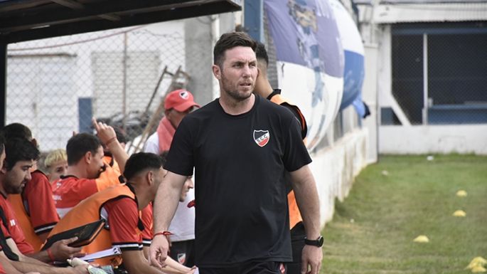 Colón, sin DT previo a los octavos
