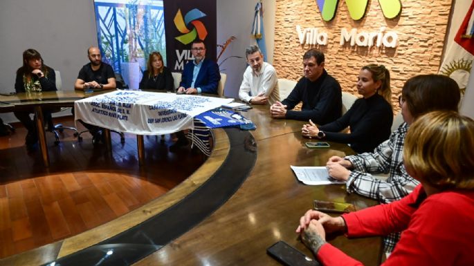 "Juntas contra el cáncer de mama": se jugarán partidos amistosos de fútbol femenino