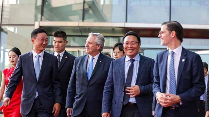 Fernández se reunió con empresarios en Shanghái