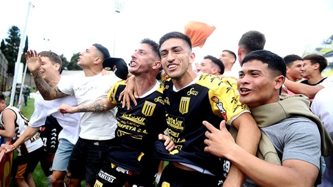 Ganó Almirante Brown y definirá con Independiente