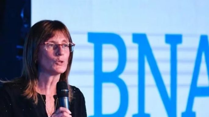 Despidieron a la gerenta del Banco Nación que contrató a "Pitty, la numeróloga"