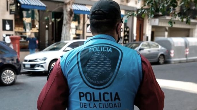 Atraparon a una banda que estafó a 450 empresas porteñas