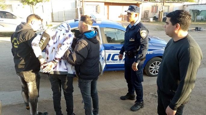 Detuvieron a un hombre acusado de robar celulares en un comercio