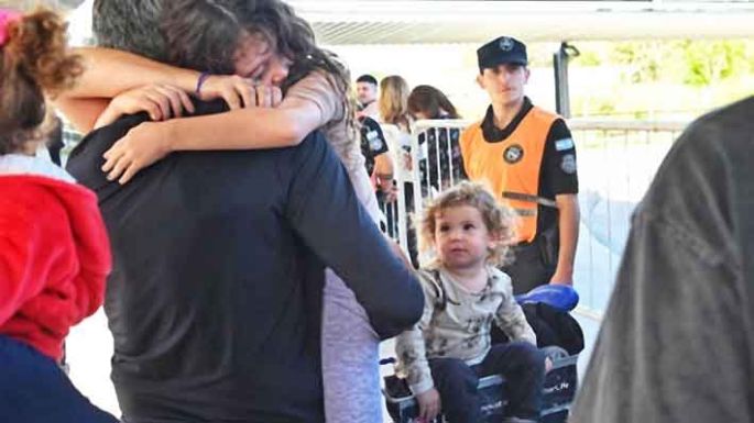 Llegó al país el tercer vuelo con repatriados