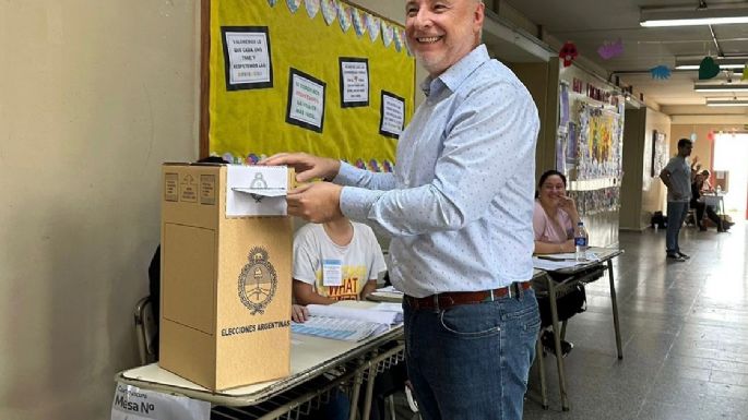 Votó Accastello: "pensando diferente, hay que trabajar juntos"