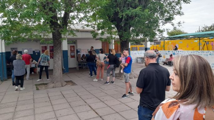 Otra vez la prensa tiene problemas para poder trabajar en las escuelas
