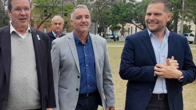 Gill: "O es el abismo o es la construcción de la unidad nacional"