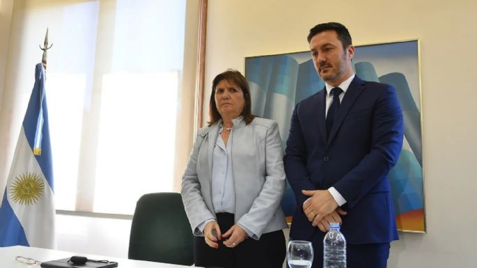 Pidieron la "expulsión inmediata" de Luis Petri de la UCR